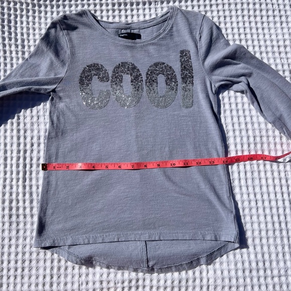GapKids Gray Long-Sleeve, High-Low, A-Line T-Shirt with Sparkly Sequin "Cool" - Picture 13 of 15